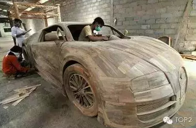 福建聘礼出新花样 土豪用红木打造千万豪车 - 