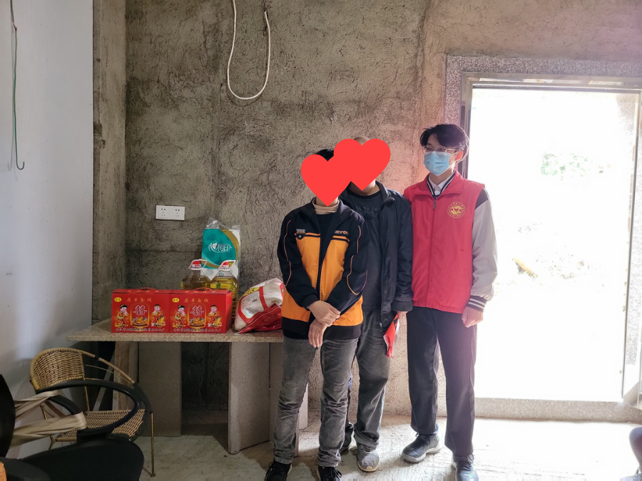 135048klp5s8rrh99sz373.png